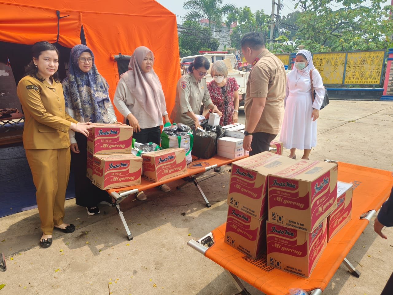 JPIC Keuskupan Agung Palembang Salurkan Bantuan Logistik untuk Tim Penanganan Karhutla BPBD JPIC Keuskupan Agung Palembang Salurkan Bantuan Logistik untuk Tim Penanganan Karhutla BPBD