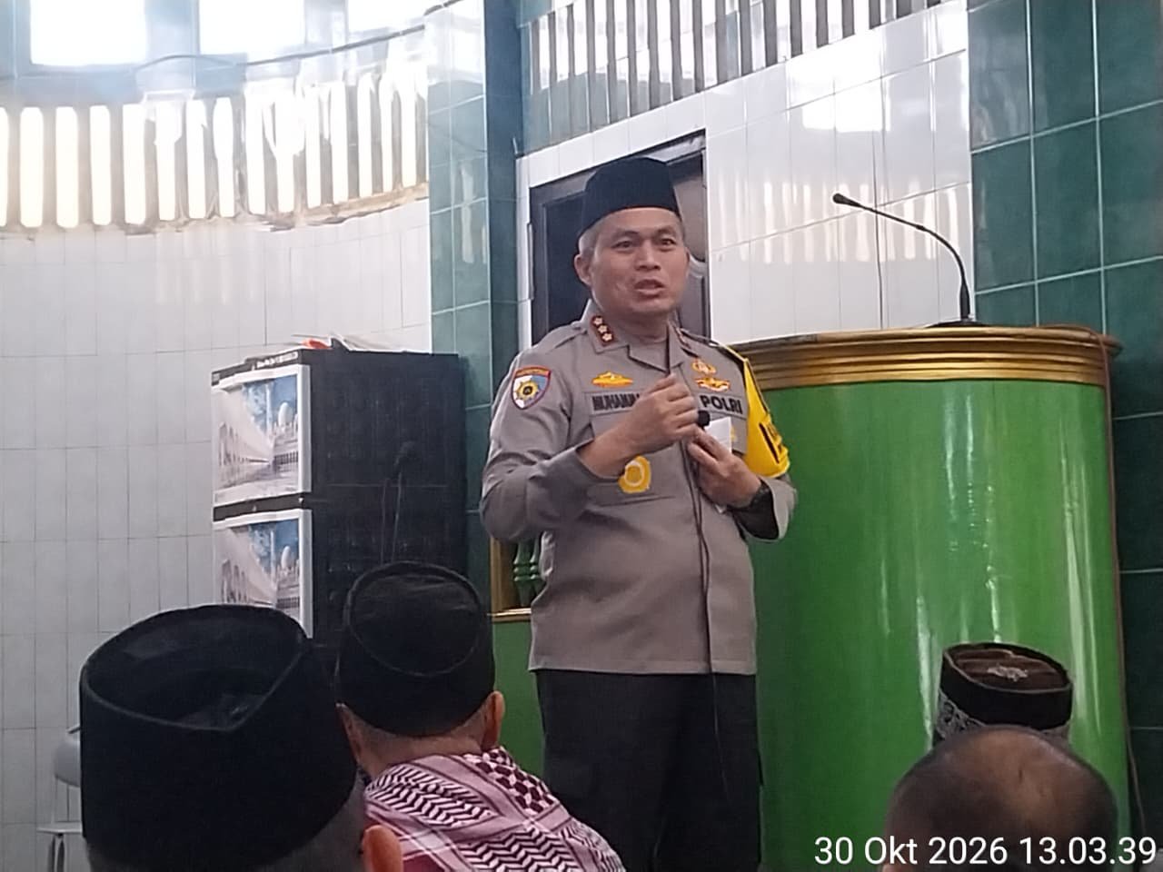 Program Jumling Polresta Deli Serdang Sambangi Masjid Taqwa Lubuk Pakam, Kapolresta Ajak Warga Jaga Kamtibmas Program Jumling Polresta Deli Serdang Sambangi Masjid Taqwa Lubuk Pakam, Kapolresta Ajak Warga Jaga Kamtibmas