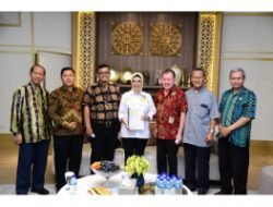 Ketua DPRD SUMSEL Hj. Anita menerima Audiensi Uskup Agung Palembang Mgr. Harun Yuwono bersama Pengurus PESPARANI SUMSEL