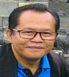 Peran UMKM dalam Menggerakkan Ekonomi Peran UMKM dalam Menggerakkan Ekonomi