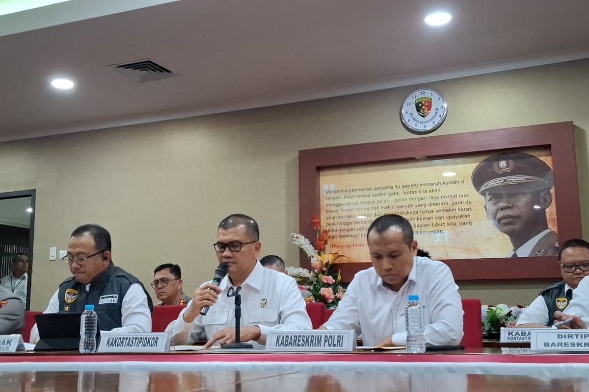Polri Bakal Periksa Kementerian ESDM dalam Kasus Dugaan Korupsi Batu Bara Pemicu Blackout Polri Bakal Periksa Kementerian ESDM dalam Kasus Dugaan Korupsi Batu Bara Pemicu Blackout