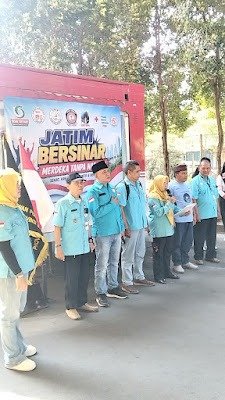 BAKORNAS GMDM DPD PROVINSI JAWA TIMUR GELAR JATIM BERSINAR MERDEKA TANPA NARKOBA RATUSAN PELAJAR DAN KOMUNITAS BERPERAN SERTA. BAKORNAS GMDM DPD PROVINSI JAWA TIMUR GELAR JATIM BERSINAR MERDEKA TANPA NARKOBA RATUSAN PELAJAR DAN KOMUNITAS BERPERAN SERTA.