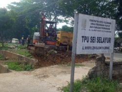 Pembuatan Lahan Parkir TPU Sei Selayur
