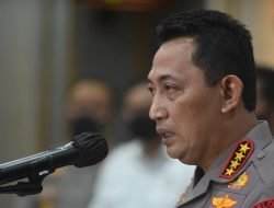 Kapolri Rotasi Pimpinan Polri, Komjenpol Agus Ditunjuk Menjadi Wakapolri