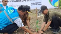 PLN UPT Baturaja dan IZI Luncurkan Program Penggantian Pohon dengan Tanaman Produktif di Jalur Transmisi PLN UPT Baturaja dan IZI Luncurkan Program Penggantian Pohon dengan Tanaman Produktif di Jalur Transmisi